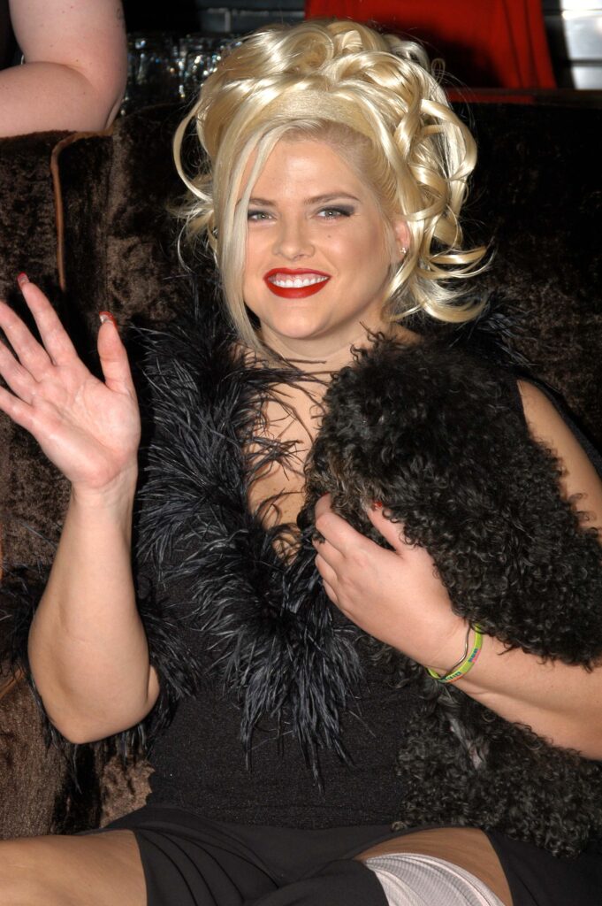 The Unexplained Death Of Anna Nicole Smith