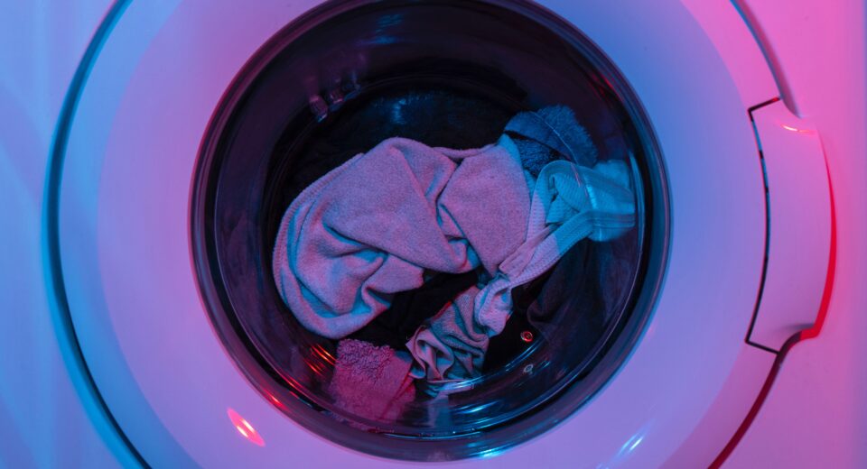 How to Remove Oil Stains from Clothing