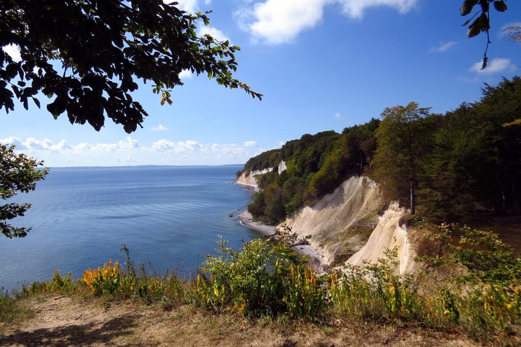 A Guide to National Park Jasmund-